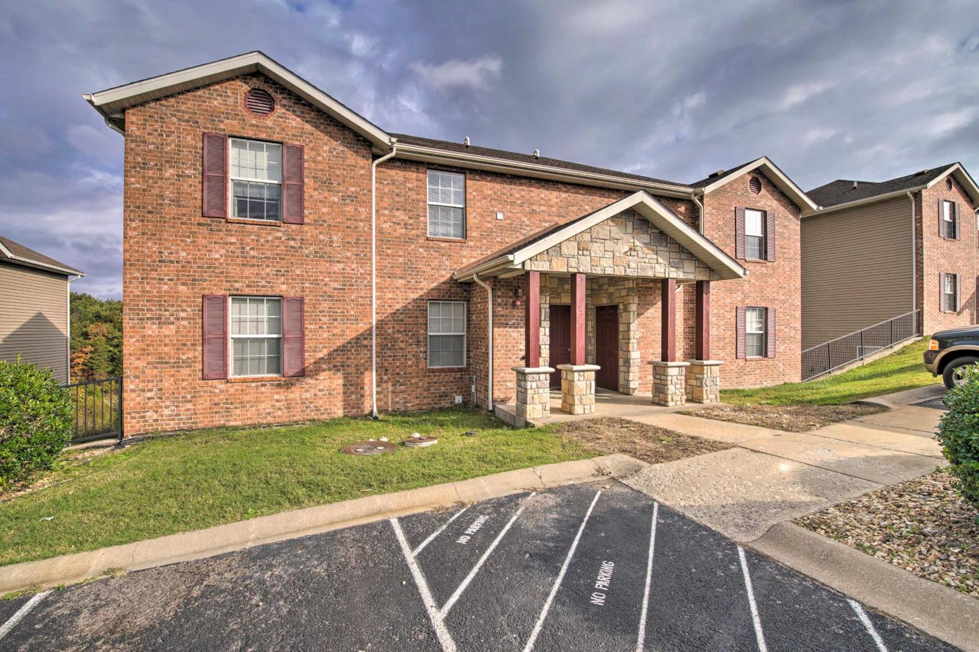 Branson Apartment With Pool - 5 Mi To Marvel Cave! Luaran gambar